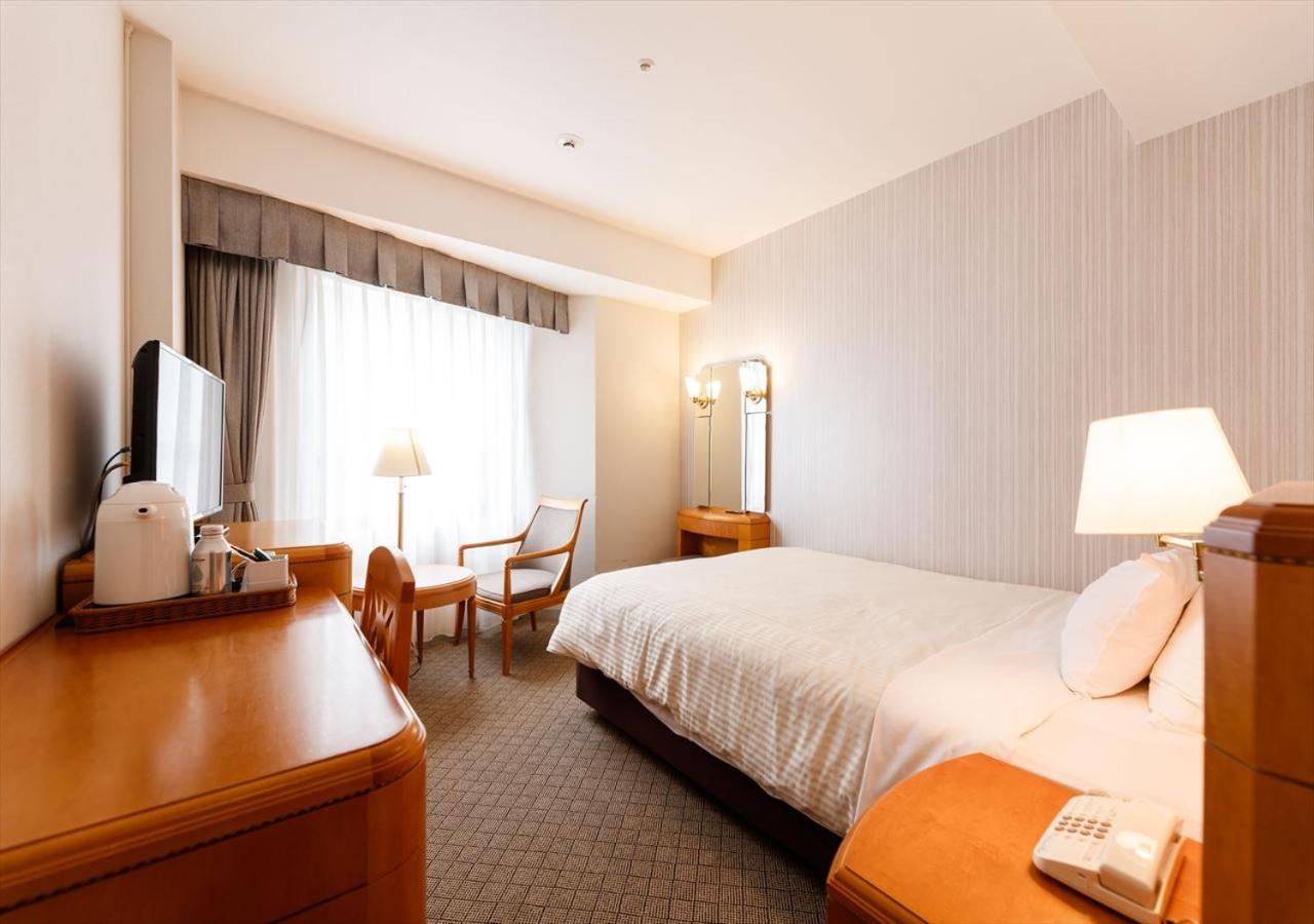คะนะซะวะ นิวแกรนด์ โฮเต็ล พรีเมียร์ Hotel คานาซาว่า ภายนอก รูปภาพ