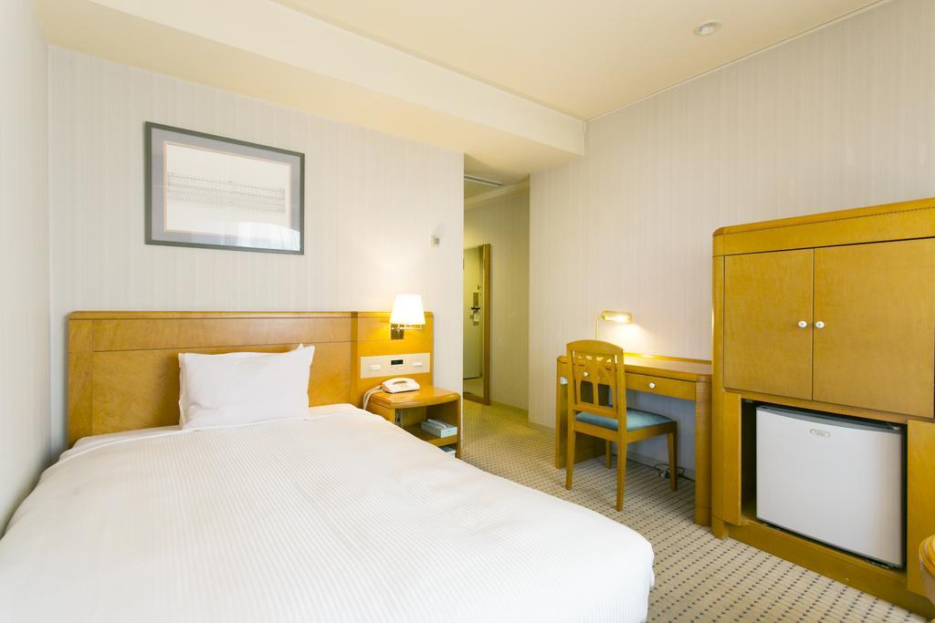 คะนะซะวะ นิวแกรนด์ โฮเต็ล พรีเมียร์ Hotel คานาซาว่า ภายนอก รูปภาพ