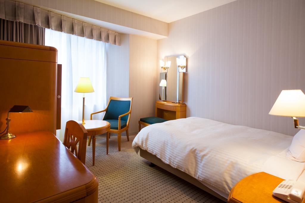 คะนะซะวะ นิวแกรนด์ โฮเต็ล พรีเมียร์ Hotel คานาซาว่า ภายนอก รูปภาพ